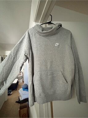 Nike Light Gray Pullover Hoodie Scoop Neck with Front Pocket